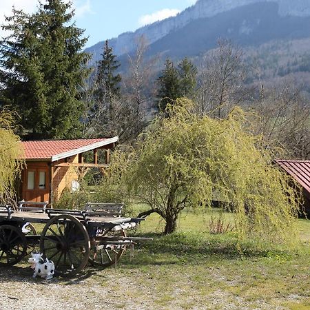 Chalet Du Camping La Porte St Martin Saint-Martin-en-Vercors Esterno foto