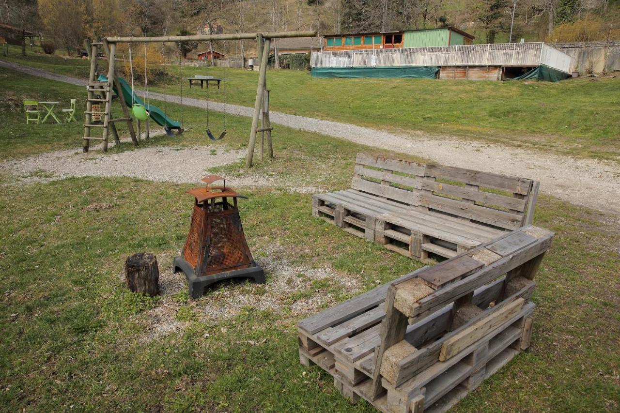 Chalet Du Camping La Porte St Martin Saint-Martin-en-Vercors Esterno foto